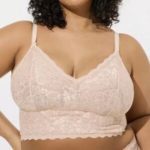 Torrid Size 2 Unlined Lace Bralette